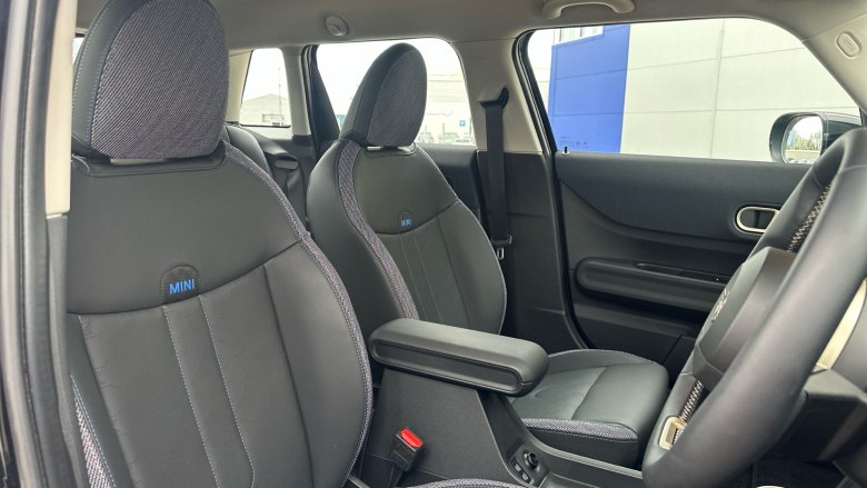 MINI Cooper 1.5 C Classic 5dr Auto Petrol Hatchback